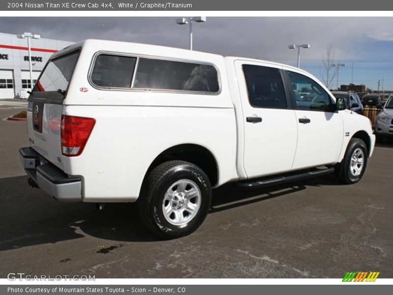 White / Graphite/Titanium 2004 Nissan Titan XE Crew Cab 4x4