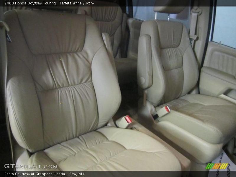  2008 Odyssey Touring Ivory Interior