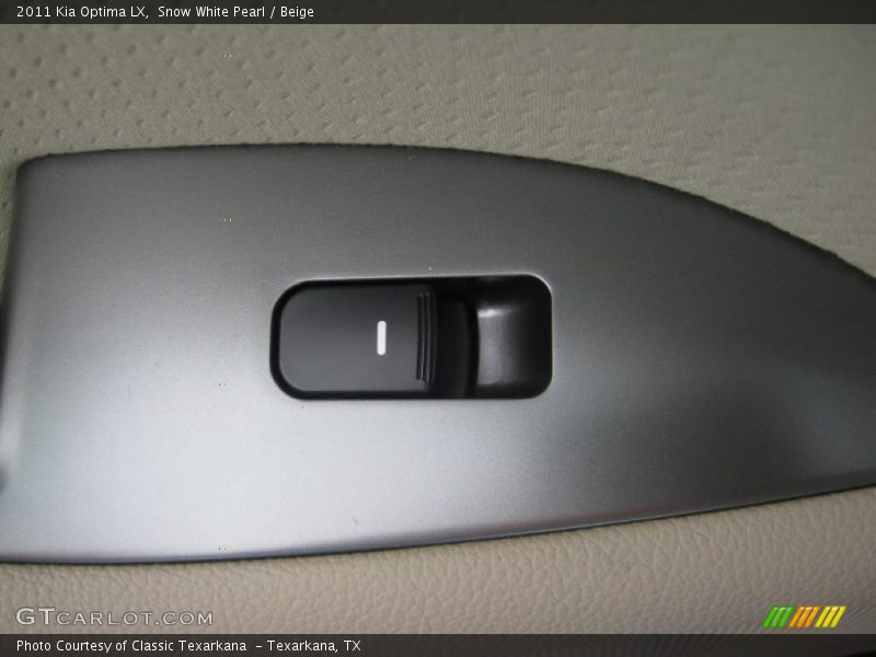 Snow White Pearl / Beige 2011 Kia Optima LX