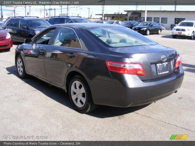 Magnetic Gray Metallic / Ash 2007 Toyota Camry LE