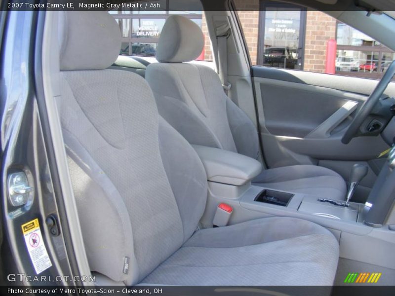 Magnetic Gray Metallic / Ash 2007 Toyota Camry LE