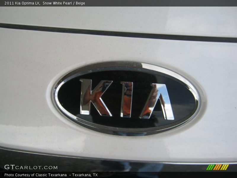  2011 Optima LX Logo