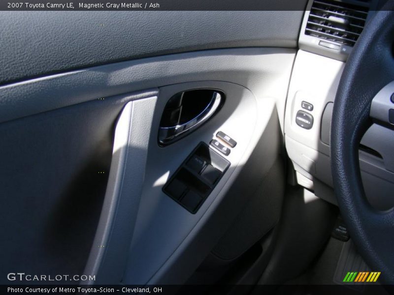 Magnetic Gray Metallic / Ash 2007 Toyota Camry LE