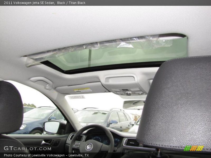 Black / Titan Black 2011 Volkswagen Jetta SE Sedan