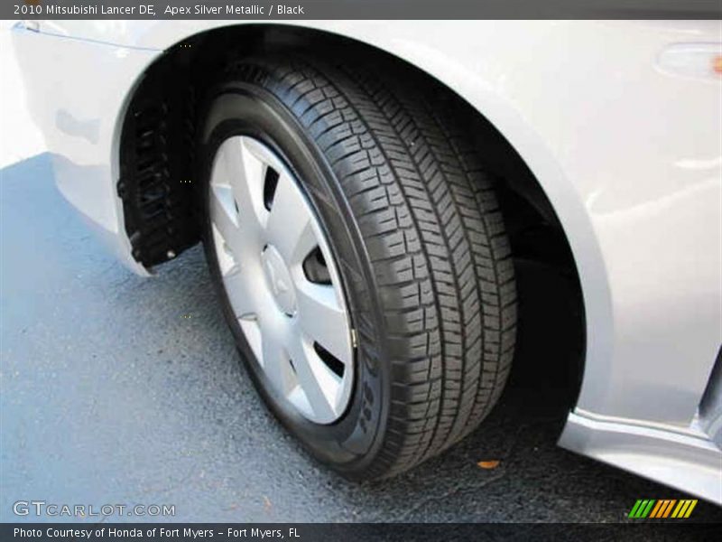 Apex Silver Metallic / Black 2010 Mitsubishi Lancer DE