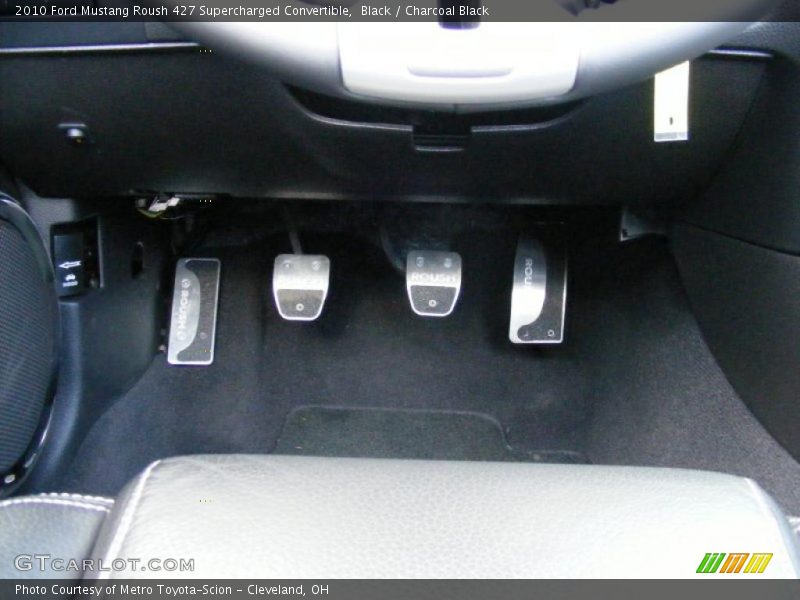 Controls of 2010 Mustang Roush 427 Supercharged Convertible