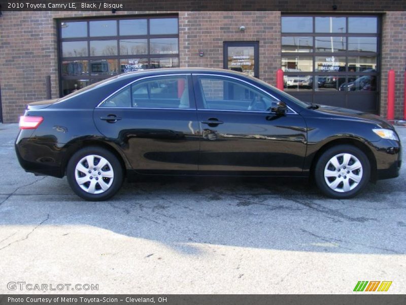 Black / Bisque 2010 Toyota Camry LE