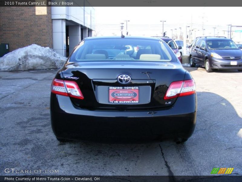 Black / Bisque 2010 Toyota Camry LE