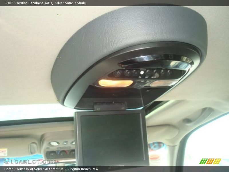 Silver Sand / Shale 2002 Cadillac Escalade AWD