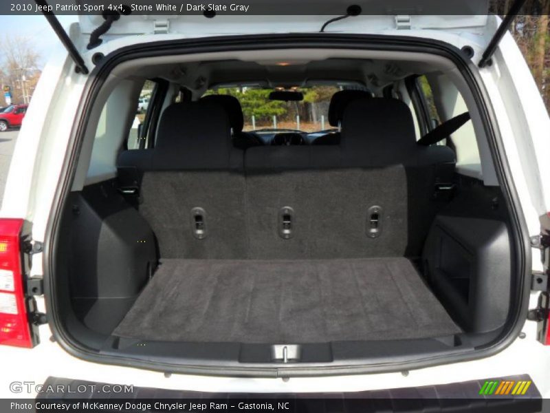 Stone White / Dark Slate Gray 2010 Jeep Patriot Sport 4x4