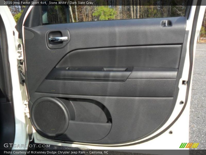 Stone White / Dark Slate Gray 2010 Jeep Patriot Sport 4x4