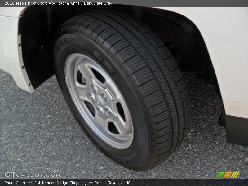 Stone White / Dark Slate Gray 2010 Jeep Patriot Sport 4x4