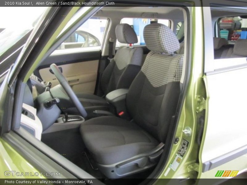 Alien Green / Sand/Black Houndstooth Cloth 2010 Kia Soul !