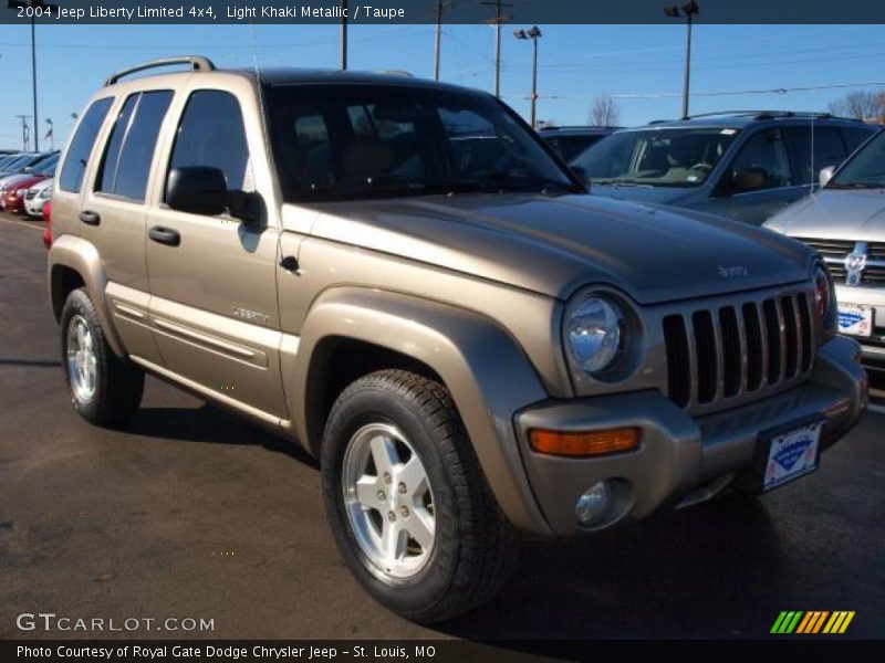 Light Khaki Metallic / Taupe 2004 Jeep Liberty Limited 4x4