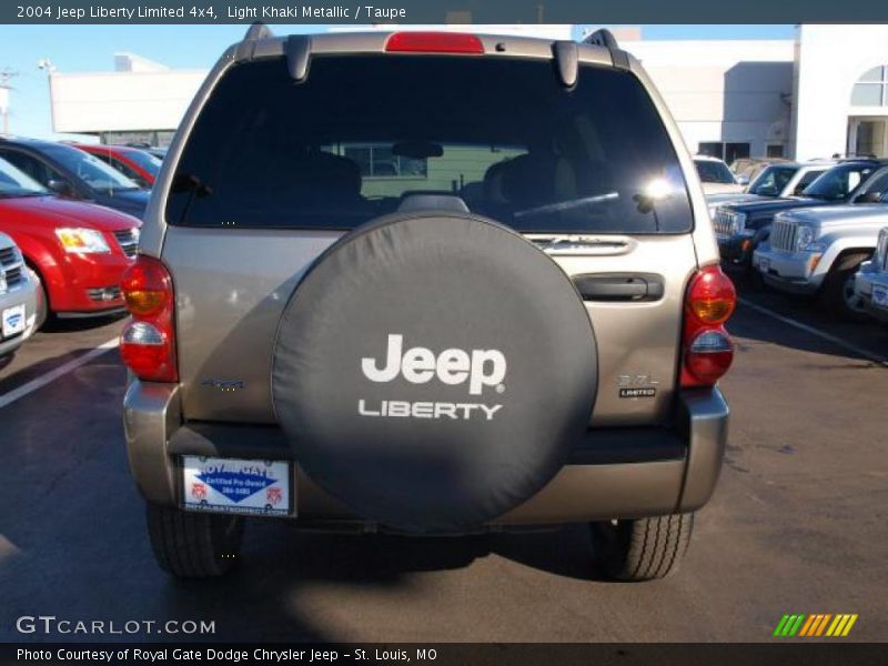 Light Khaki Metallic / Taupe 2004 Jeep Liberty Limited 4x4