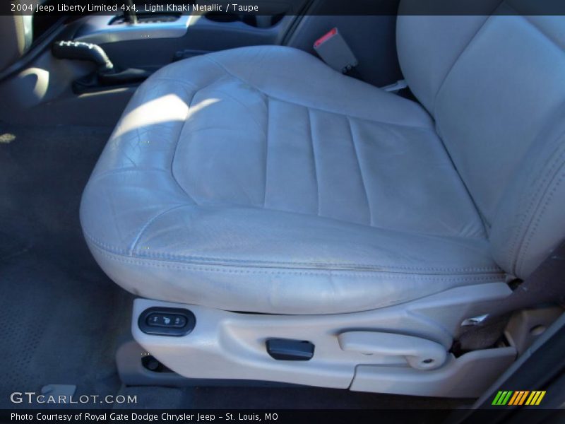 Light Khaki Metallic / Taupe 2004 Jeep Liberty Limited 4x4