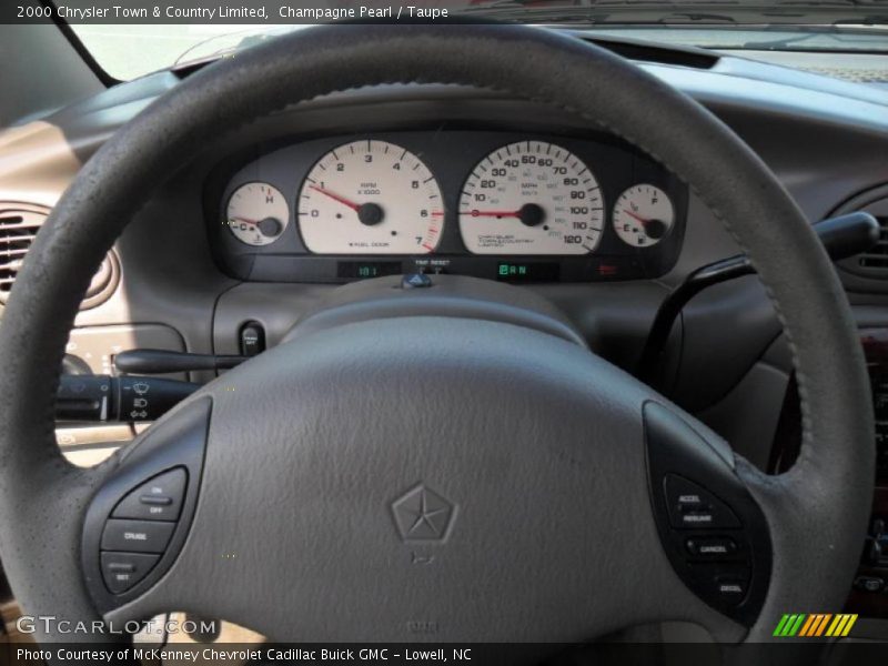 Champagne Pearl / Taupe 2000 Chrysler Town & Country Limited