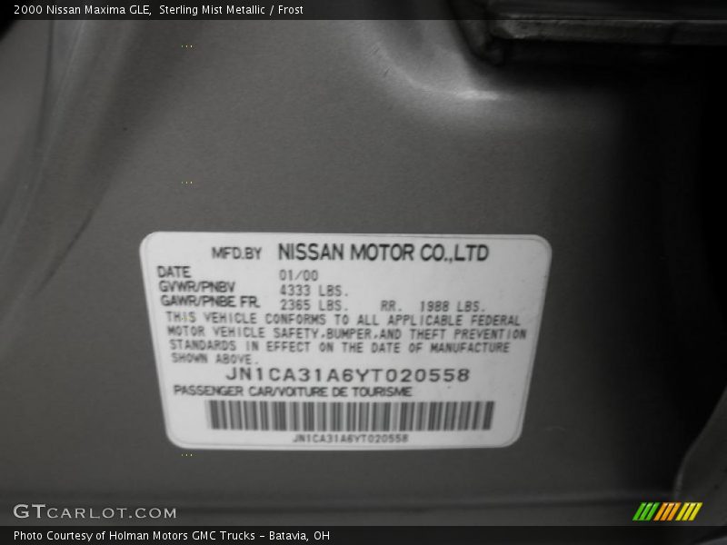 Sterling Mist Metallic / Frost 2000 Nissan Maxima GLE