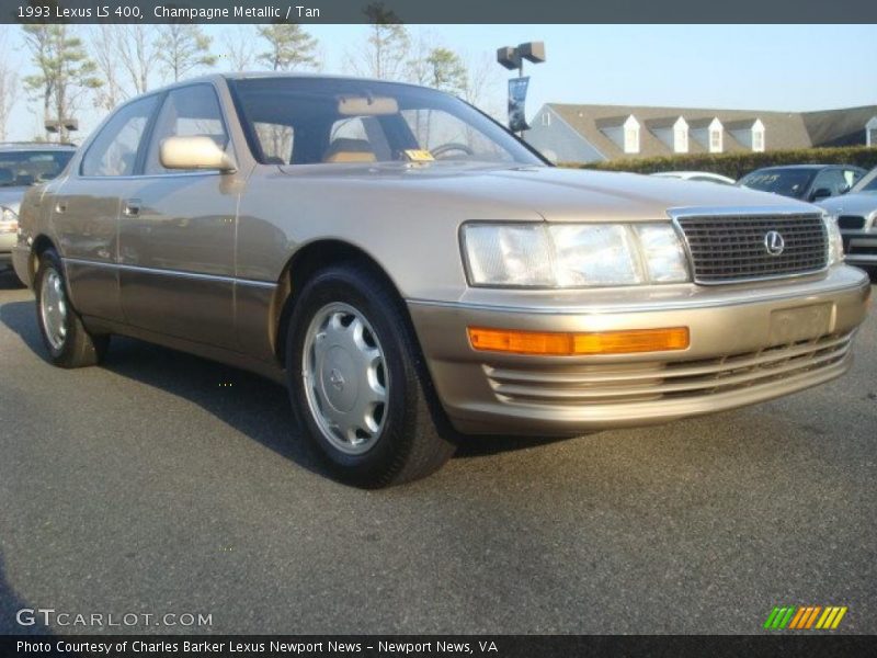 Front 3/4 View of 1993 LS 400