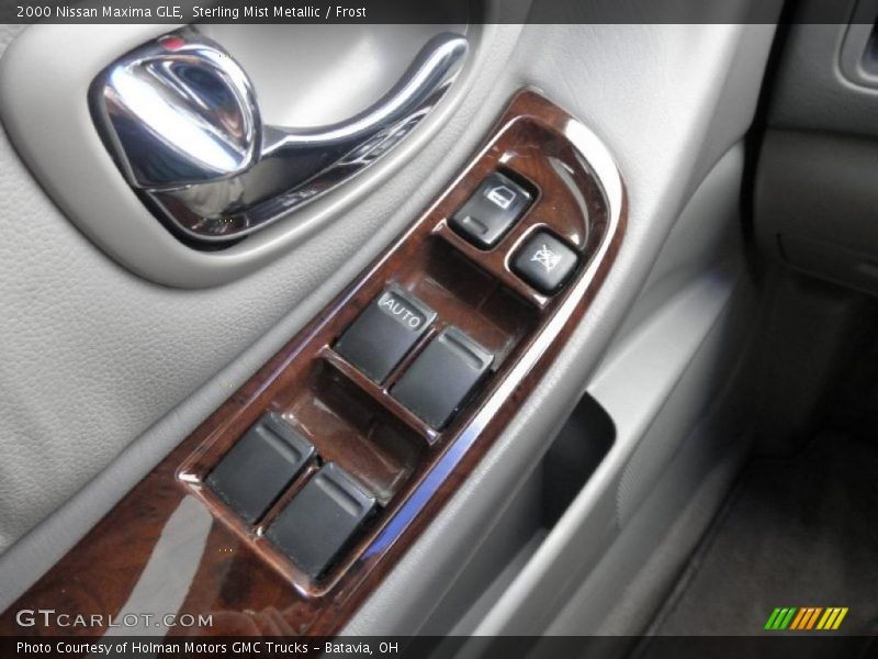 Sterling Mist Metallic / Frost 2000 Nissan Maxima GLE