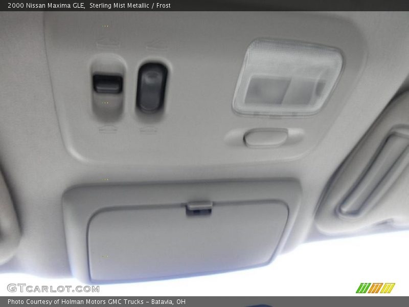 Sterling Mist Metallic / Frost 2000 Nissan Maxima GLE