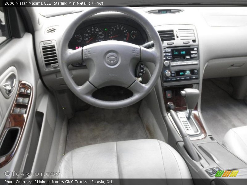 Sterling Mist Metallic / Frost 2000 Nissan Maxima GLE