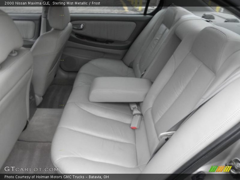 Sterling Mist Metallic / Frost 2000 Nissan Maxima GLE