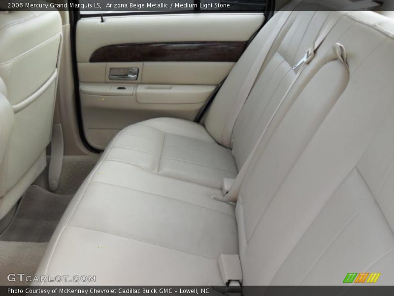  2006 Grand Marquis LS Medium Light Stone Interior