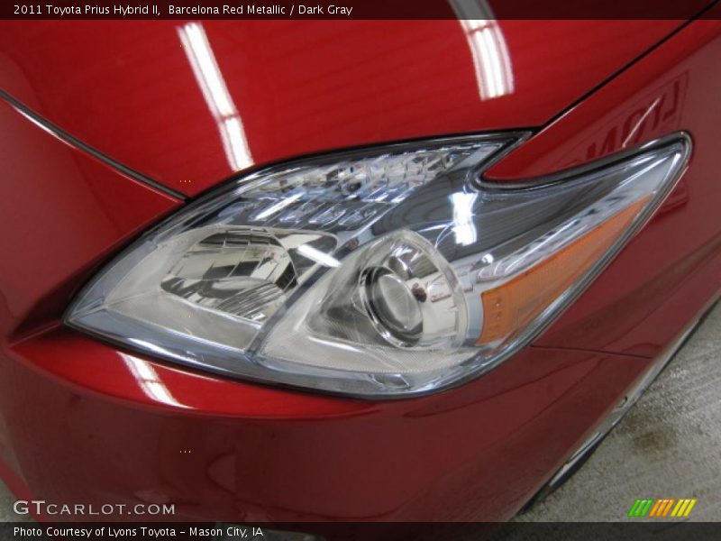 Barcelona Red Metallic / Dark Gray 2011 Toyota Prius Hybrid II