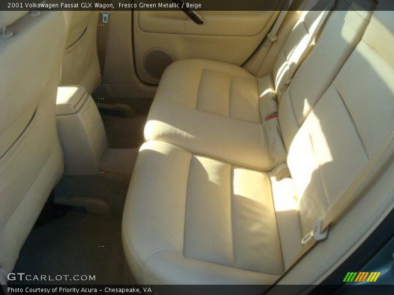 Fresco Green Metallic / Beige 2001 Volkswagen Passat GLX Wagon
