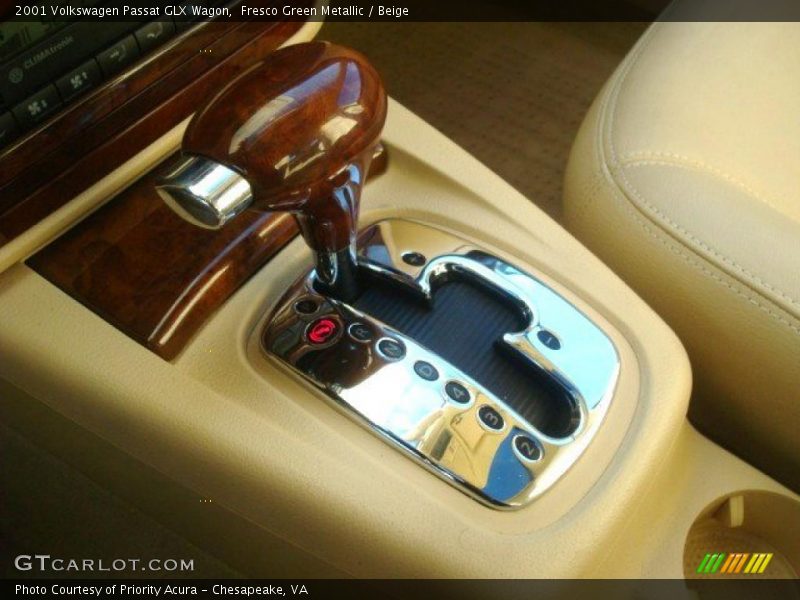 Fresco Green Metallic / Beige 2001 Volkswagen Passat GLX Wagon