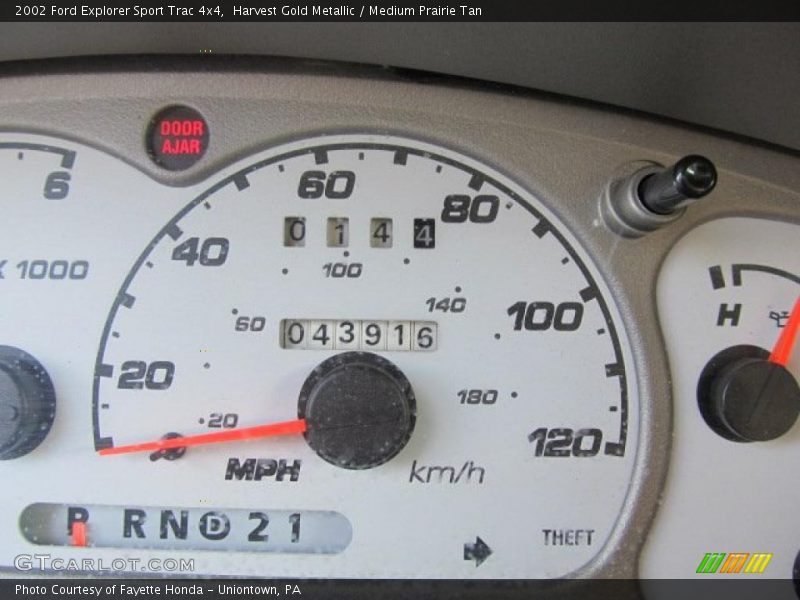 Harvest Gold Metallic / Medium Prairie Tan 2002 Ford Explorer Sport Trac 4x4