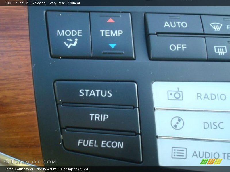 Ivory Pearl / Wheat 2007 Infiniti M 35 Sedan
