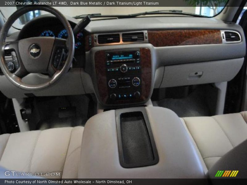 Dark Blue Metallic / Dark Titanium/Light Titanium 2007 Chevrolet Avalanche LT 4WD
