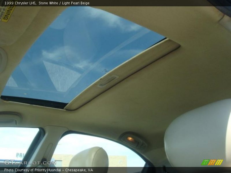 Stone White / Light Pearl Beige 1999 Chrysler LHS