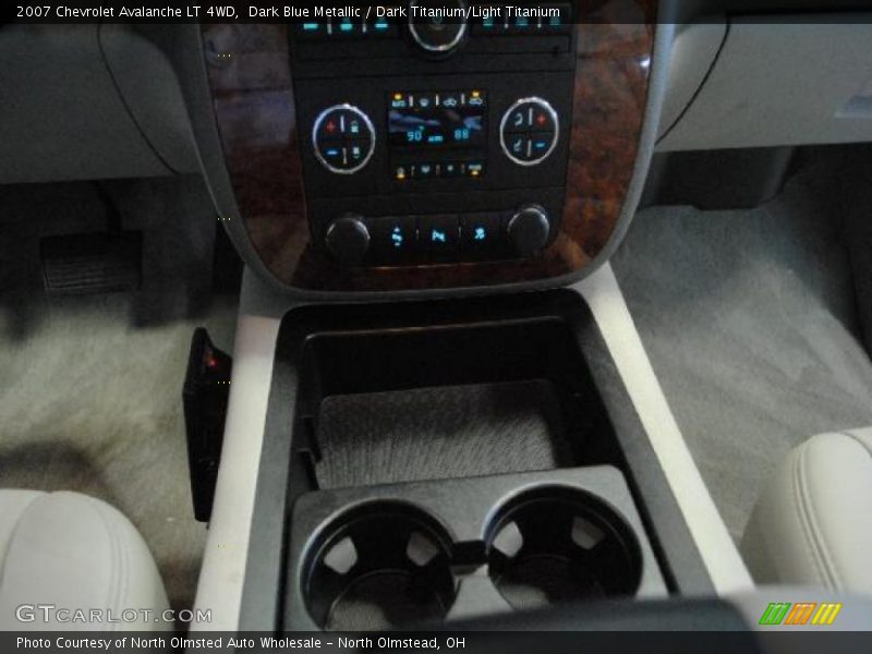 Dark Blue Metallic / Dark Titanium/Light Titanium 2007 Chevrolet Avalanche LT 4WD