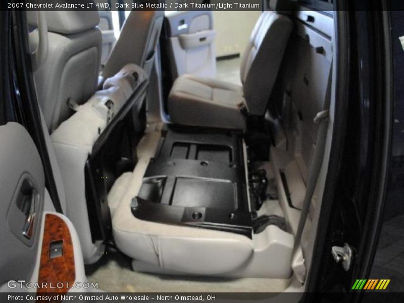 Dark Blue Metallic / Dark Titanium/Light Titanium 2007 Chevrolet Avalanche LT 4WD