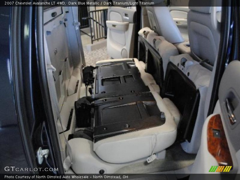 Dark Blue Metallic / Dark Titanium/Light Titanium 2007 Chevrolet Avalanche LT 4WD