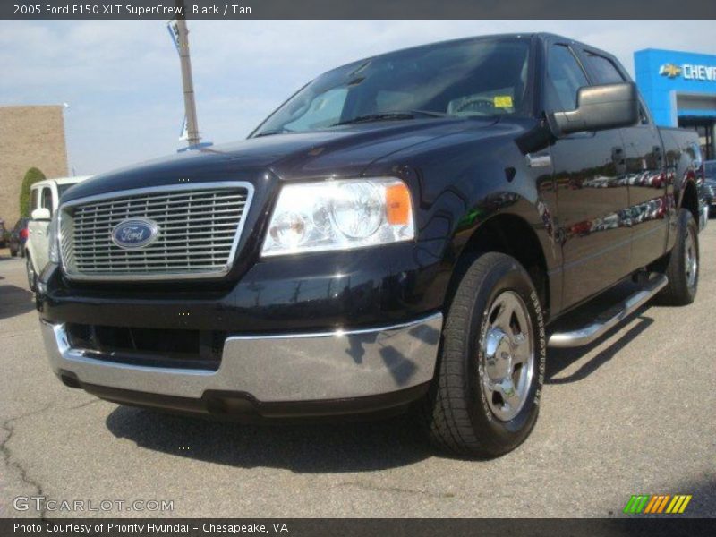 Black / Tan 2005 Ford F150 XLT SuperCrew