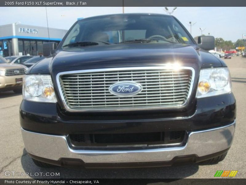 Black / Tan 2005 Ford F150 XLT SuperCrew