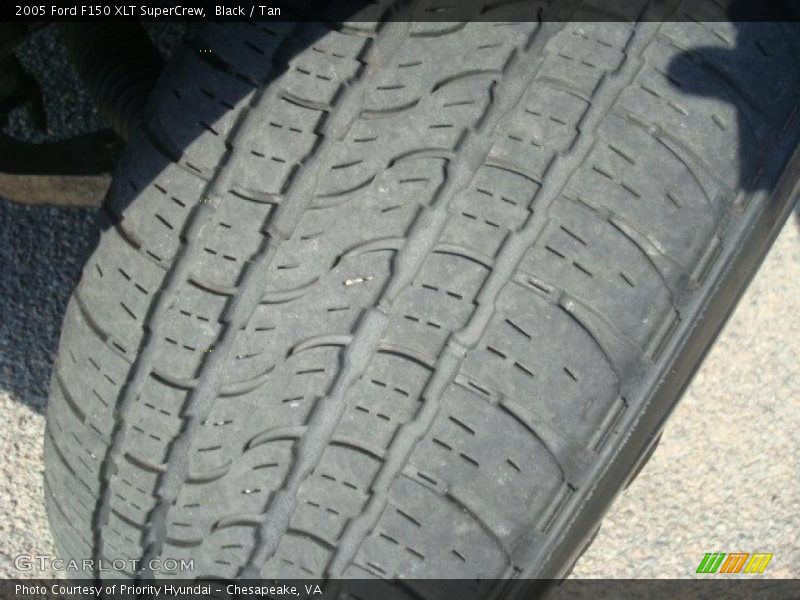 Black / Tan 2005 Ford F150 XLT SuperCrew
