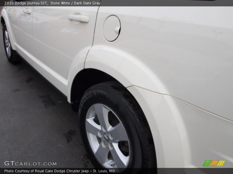 Stone White / Dark Slate Gray 2010 Dodge Journey SXT