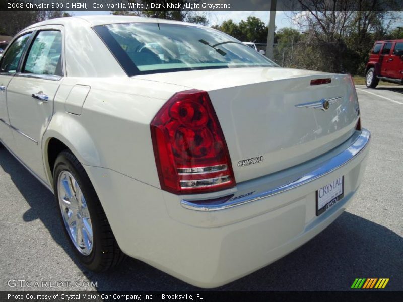 Cool Vanilla White / Dark Khaki/Light Graystone 2008 Chrysler 300 C HEMI