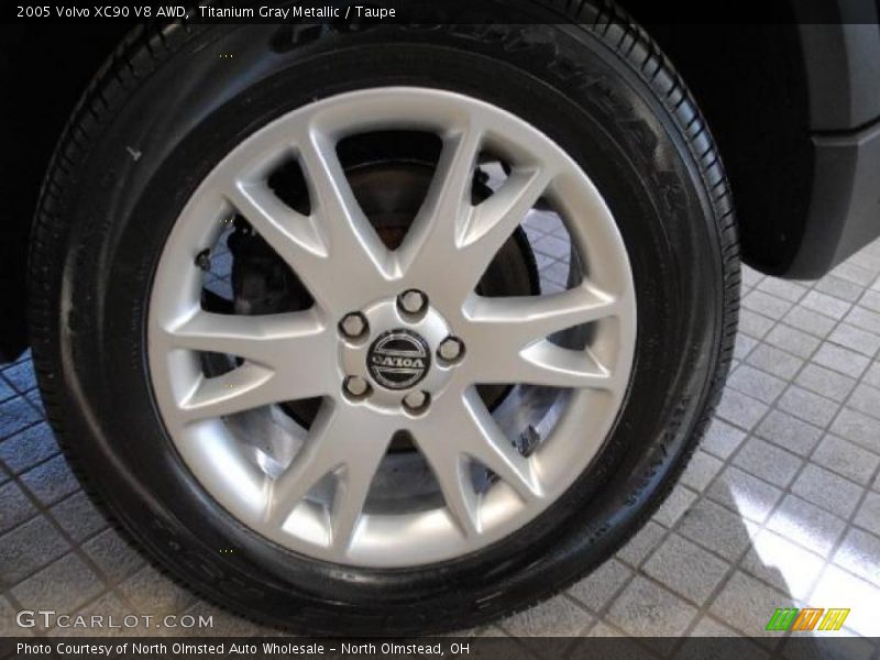 Titanium Gray Metallic / Taupe 2005 Volvo XC90 V8 AWD