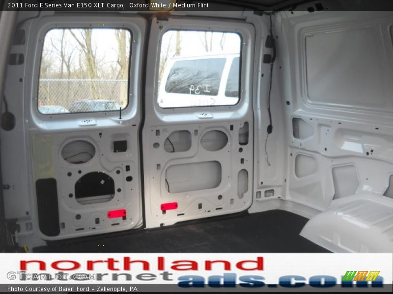 Oxford White / Medium Flint 2011 Ford E Series Van E150 XLT Cargo