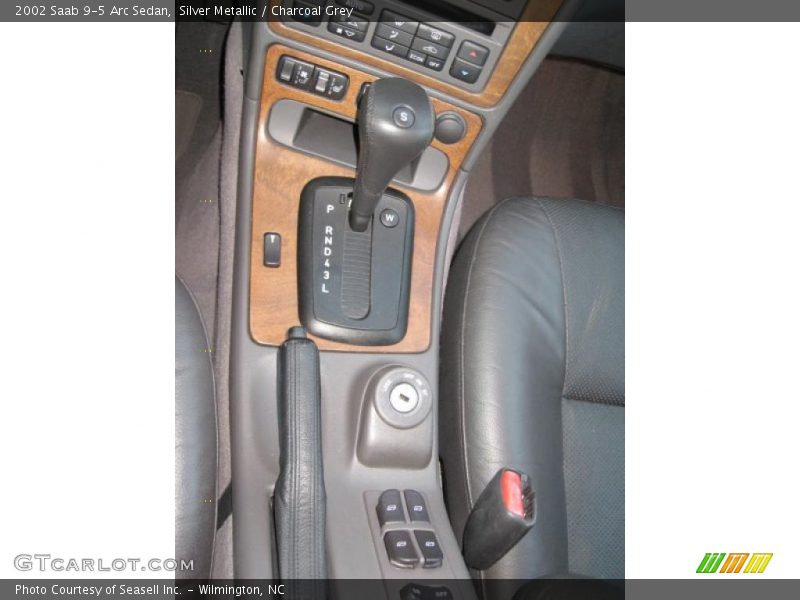 Silver Metallic / Charcoal Grey 2002 Saab 9-5 Arc Sedan
