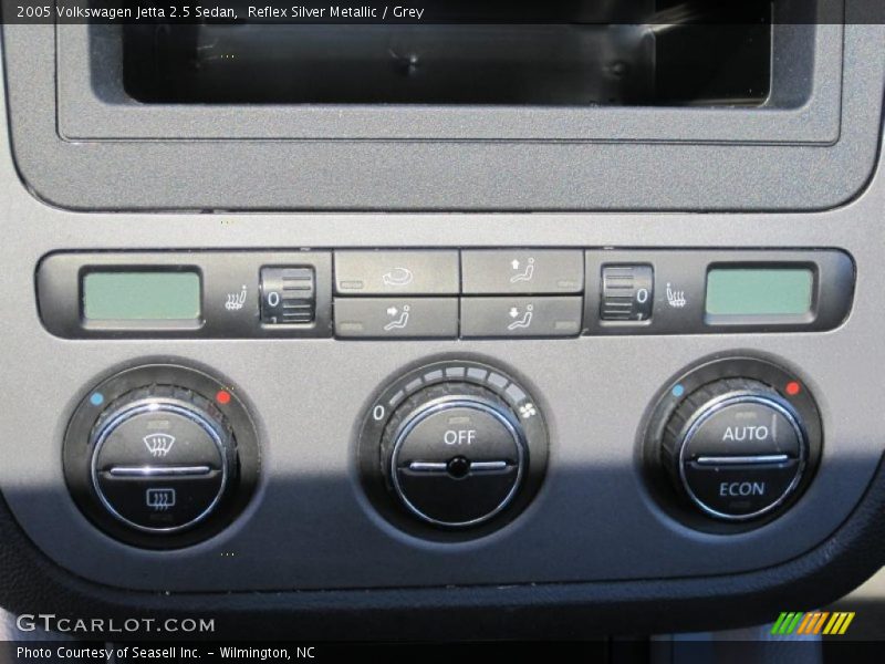 Reflex Silver Metallic / Grey 2005 Volkswagen Jetta 2.5 Sedan