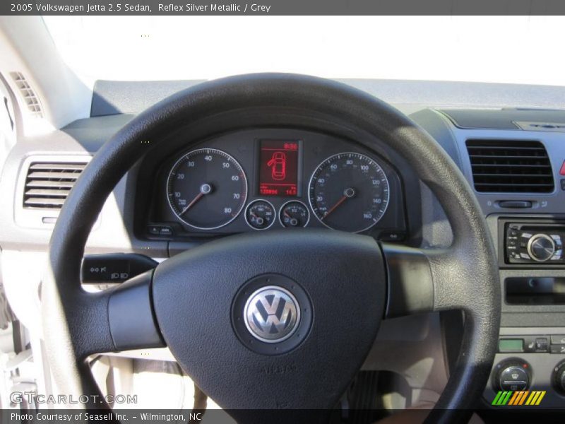 Reflex Silver Metallic / Grey 2005 Volkswagen Jetta 2.5 Sedan