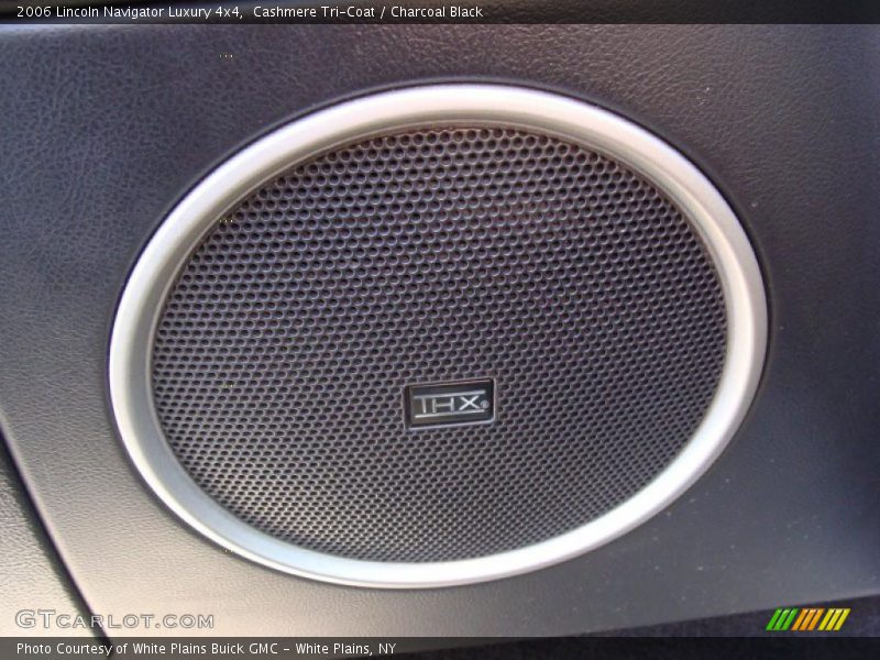 Cashmere Tri-Coat / Charcoal Black 2006 Lincoln Navigator Luxury 4x4