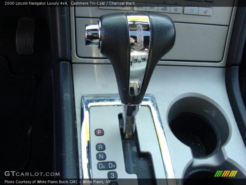 Cashmere Tri-Coat / Charcoal Black 2006 Lincoln Navigator Luxury 4x4